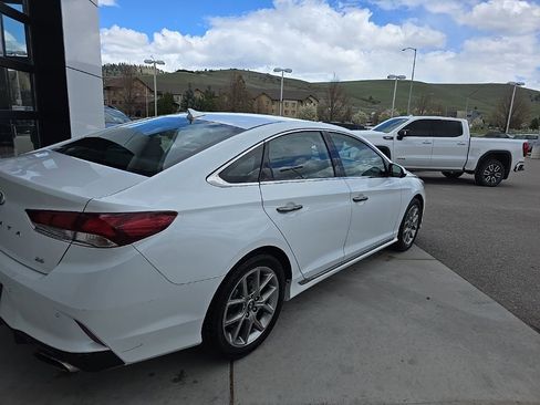 Used 2018 Hyundai Sonata Limited w/ Cargo Package image 6