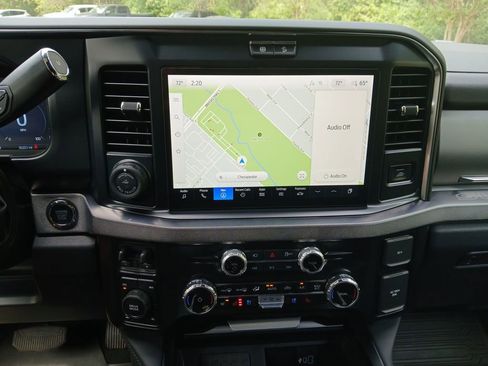 Used 2025 Ford F350 Platinum image 38