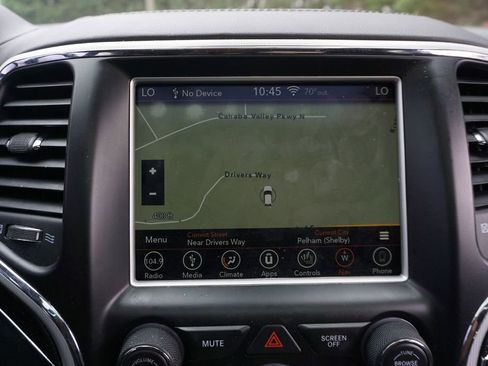 Used 2018 Jeep Grand Cherokee Summit w/ Platinum Series Group image 10