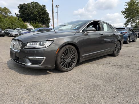 Used 2018 Lincoln MKZ Reserve w/ Technology Package AWD/4WD image 3