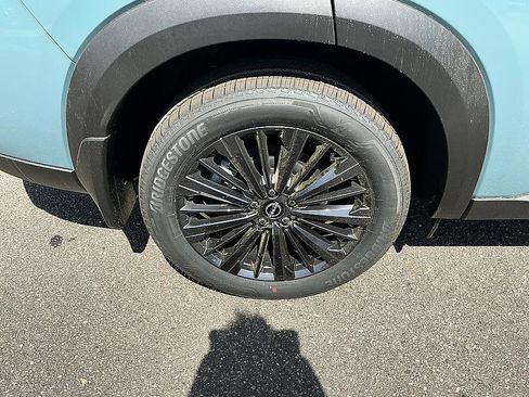 New 2026 Nissan Pathfinder SL image 9