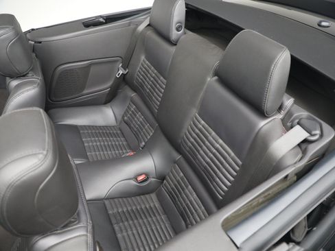 Used 2013 Ford Mustang Shelby GT500 RWD image 16