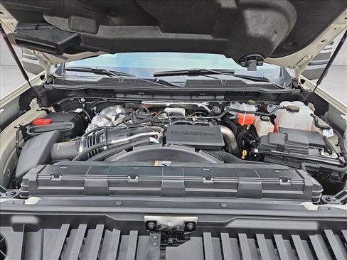 New 2026 Chevrolet Silverado 2500 ZR2 image 17