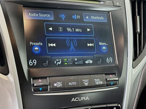 Used 2015 Acura TLX FWD image 23