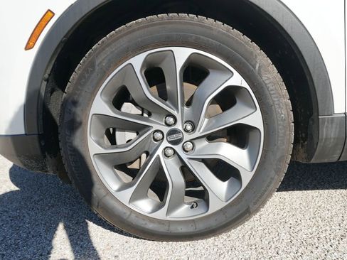 Used 2022 Lincoln Nautilus Reserve image 14