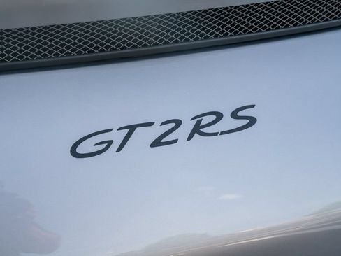 Used 2018 Porsche 911 GT2 RS RWD image 20