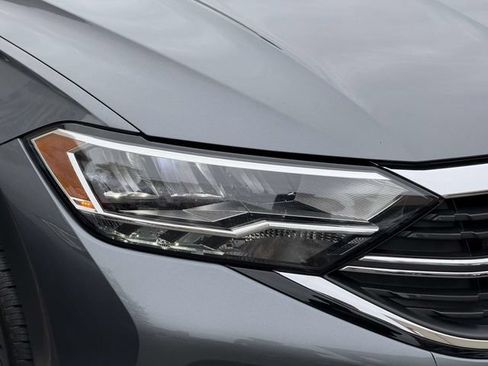 Certified 2023 Volkswagen Jetta S FWD image 10