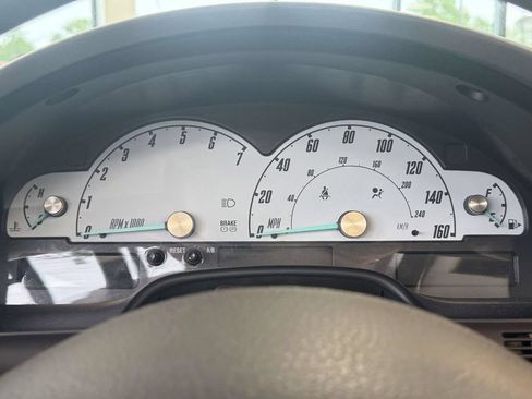 Used 2002 Ford Thunderbird RWD image 16
