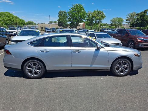 Certified 2024 Honda Accord EX image 7