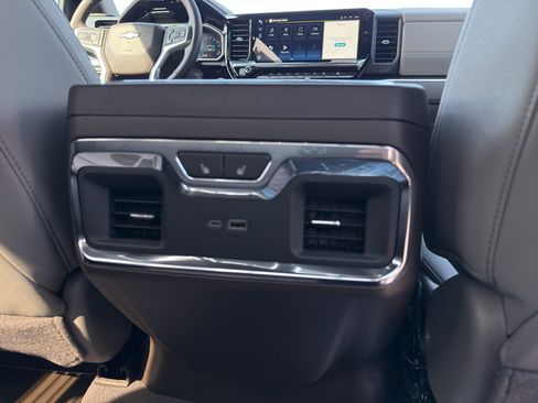 New 2026 Chevrolet Silverado 1500 LTZ w/ LTZ Premium Package AWD/4WD image 17
