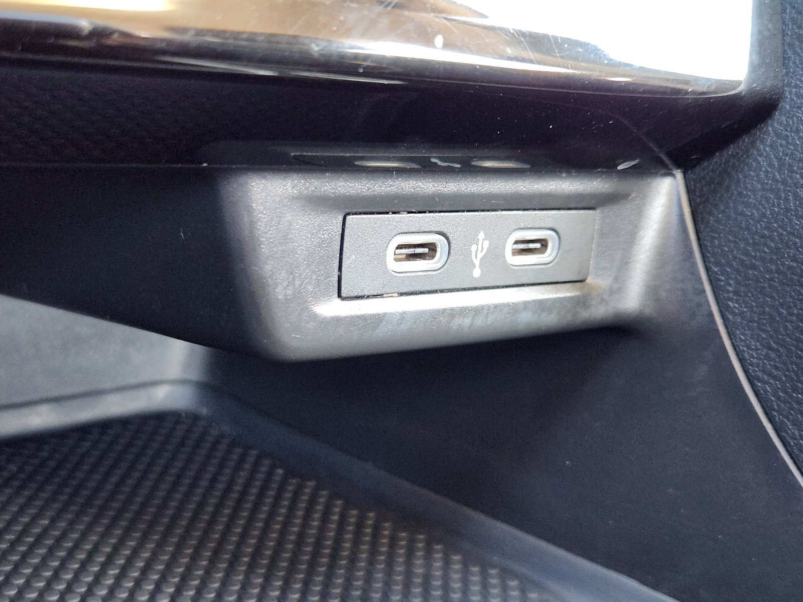 Used 2024 Volkswagen Jetta SE FWD image 21