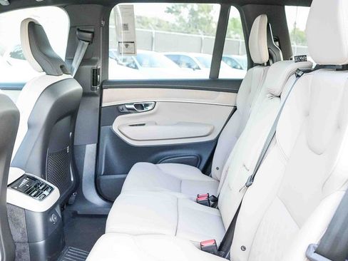 New 2026 Volvo XC90 T8 Plus w/ Protection Package Premier AWD/4WD image 21