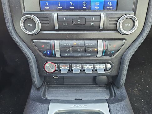 Used 2020 Ford Mustang GT Premium w/ GT Performance Package RWD image 21