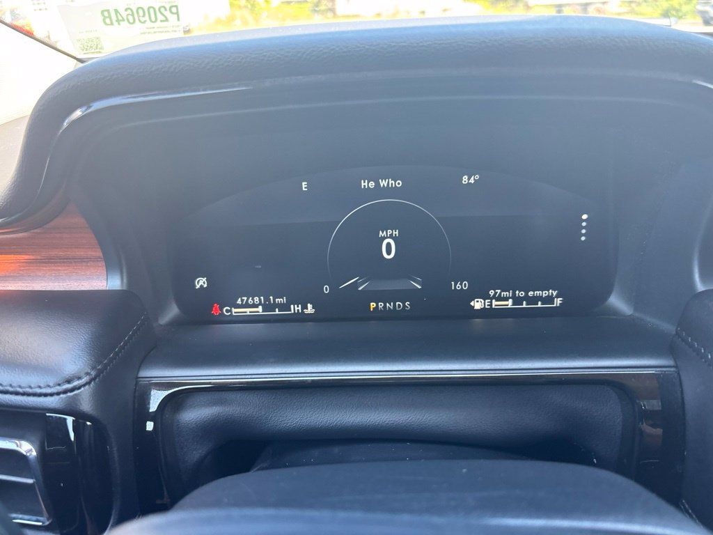 Used 2023 Lincoln Nautilus Reserve AWD/4WD image 13