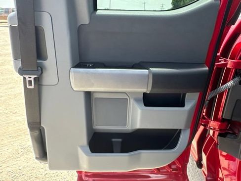 Used 2024 Ford F150 XLT RWD image 24