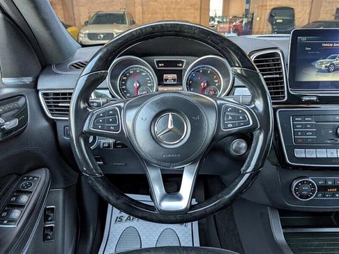 Used 2017 Mercedes-Benz GLS 550 4MATIC image 19
