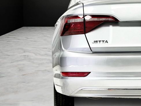 Used 2021 Volkswagen Jetta S image 14