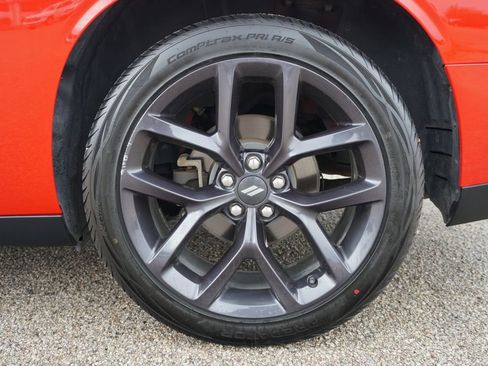 Used 2020 Dodge Challenger SXT w/ Blacktop Package image 12