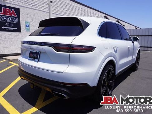 Used 2023 Porsche Cayenne AWD/4WD image 82