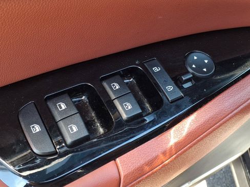 Used 2024 Kia Sportage SX FWD image 11