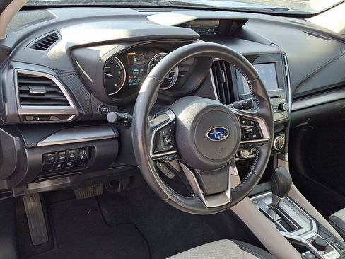 Used 2023 Subaru Forester Premium image 25