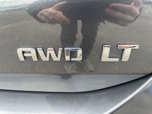 Used 2023 Chevrolet Equinox LT w/ Driver Convenience Package AWD/4WD image 8