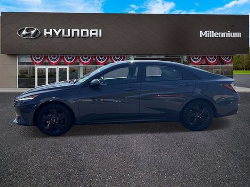 Certified 2023 Hyundai Elantra SEL FWD image 5