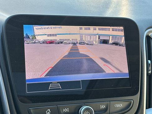 Used 2024 Chevrolet Malibu LT image 21