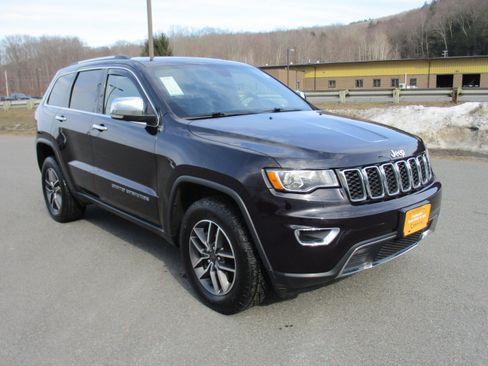 Certified 2021 Jeep Grand Cherokee Limited image 3