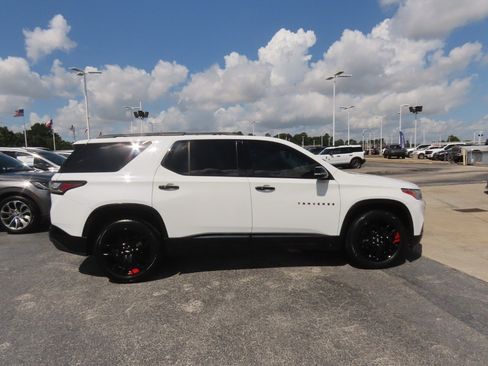 Used 2018 Chevrolet Traverse Premier w/ Redline Edition FWD image 10