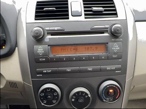 Used 2011 Toyota Corolla LE FWD image 43