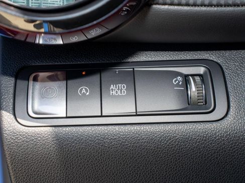 Used 2025 Chevrolet Equinox RS w/ Safety and Technology Package FWD image 29