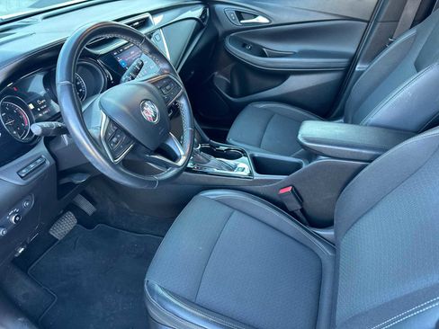 Used 2021 Buick Encore GX Select w/ Advanced Technology Package image 4