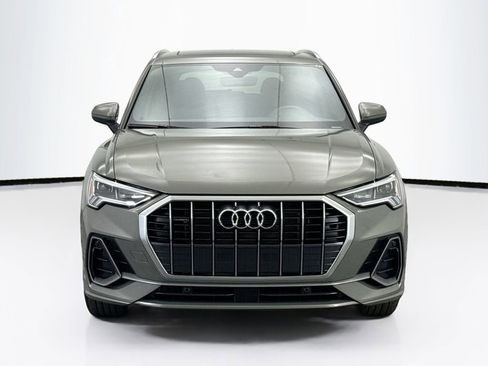 Certified 2025 Audi Q3 2.0T Premium w/ Convenience Package image 2