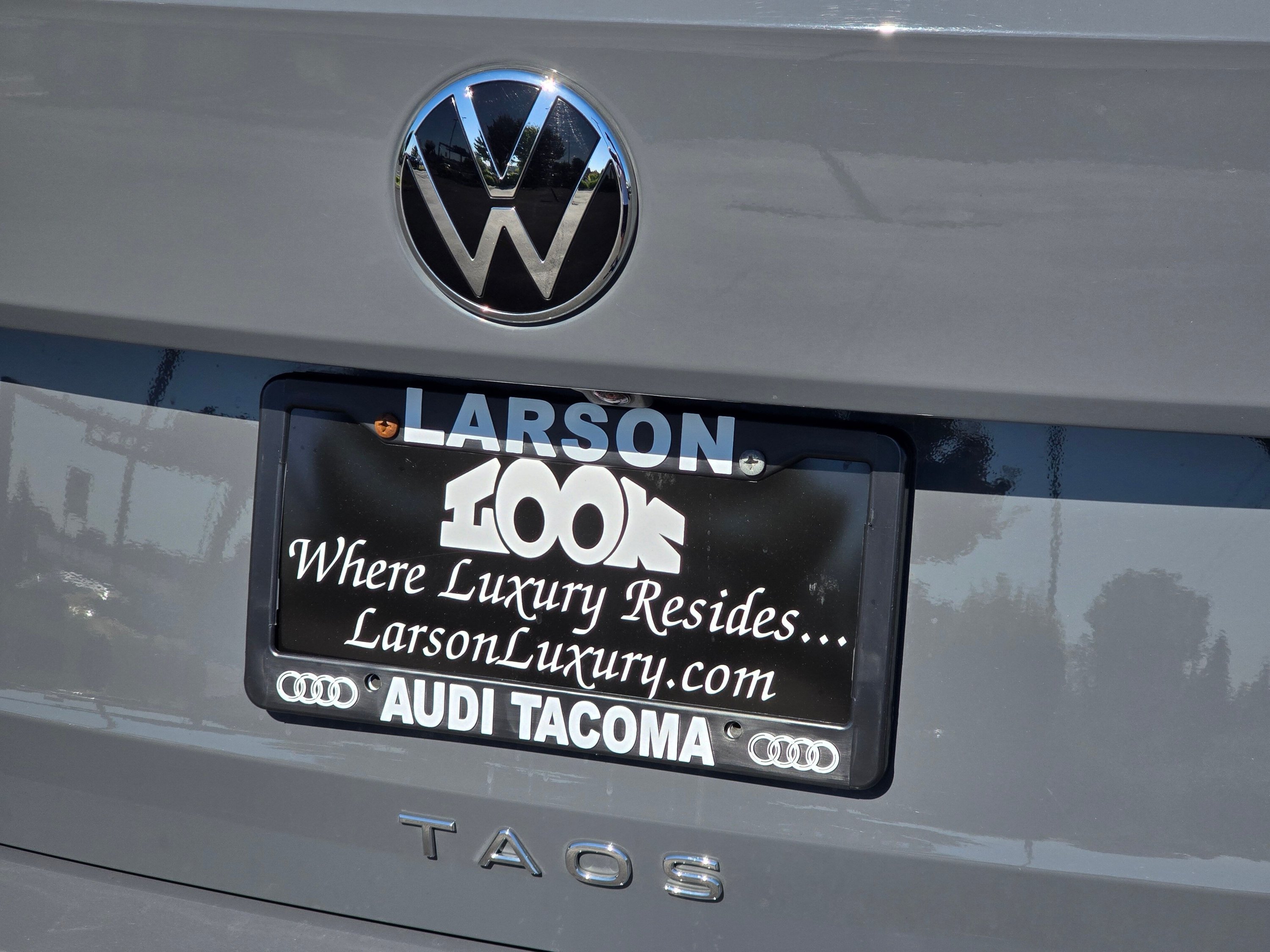 Used 2023 Volkswagen Taos SE AWD/4WD image 31