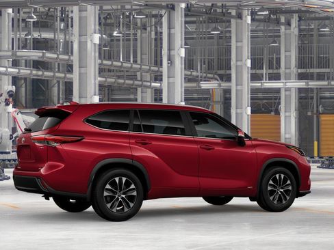 New 2026 Toyota Highlander XLE image 11