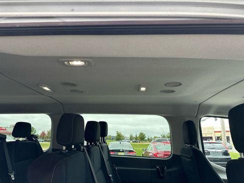 Used 2021 Ford Transit 150 XL image 6