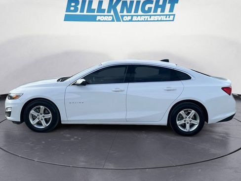 Used 2024 Chevrolet Malibu LS image 2
