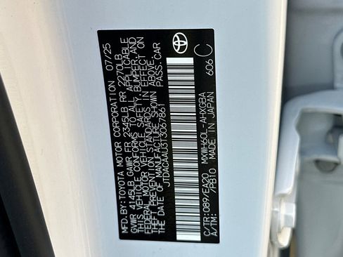 Used 2026 Toyota Prius XLE image 33