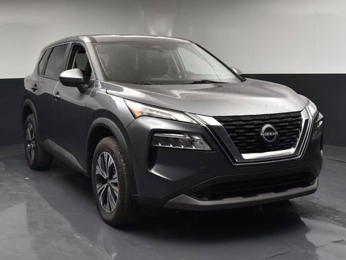 Used 2023 Nissan Rogue SV AWD/4WD image 2
