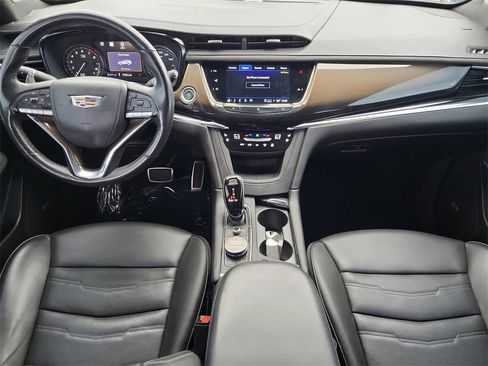 Used 2021 Cadillac XT6 Sport w/ Platinum Package image 15