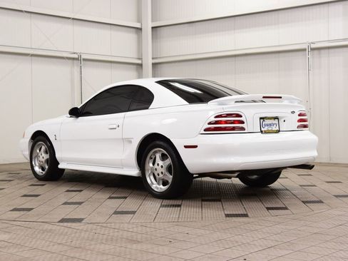Used 1994 Ford Mustang Cobra RWD image 6
