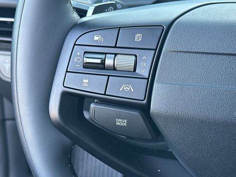 Used 2025 Kia EV6 Light image 37