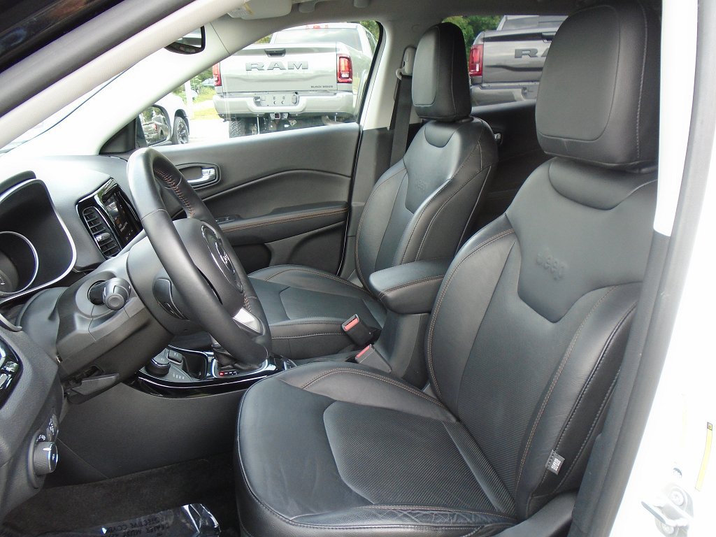Certified 2018 Jeep Compass Limited w/ Navigation Group AWD/4WD image 6