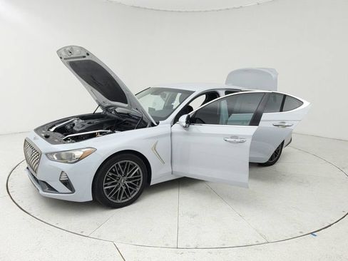 Used 2019 Genesis G70 2.0T Advanced RWD image 22
