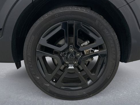 Used 2025 Kia Telluride EX X-Line image 23