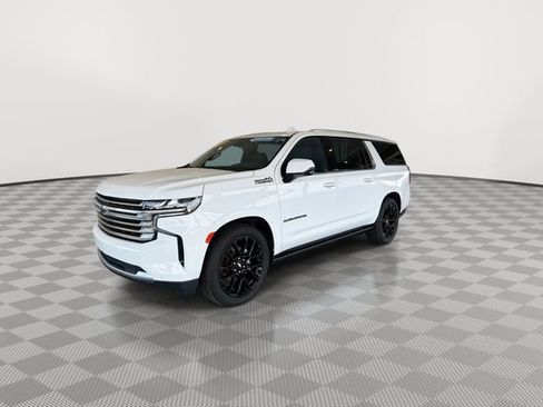 Certified 2024 Chevrolet Suburban High Country image 5