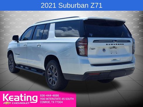 Used 2021 Chevrolet Suburban Z71 w/ Luxury Package AWD/4WD image 2