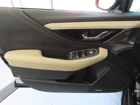 New 2025 Subaru Outback Limited image 12