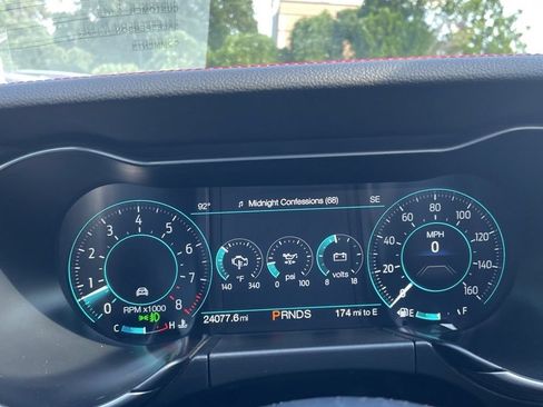 Used 2019 Ford Mustang GT Premium w/ Equipment Group 401A RWD image 7